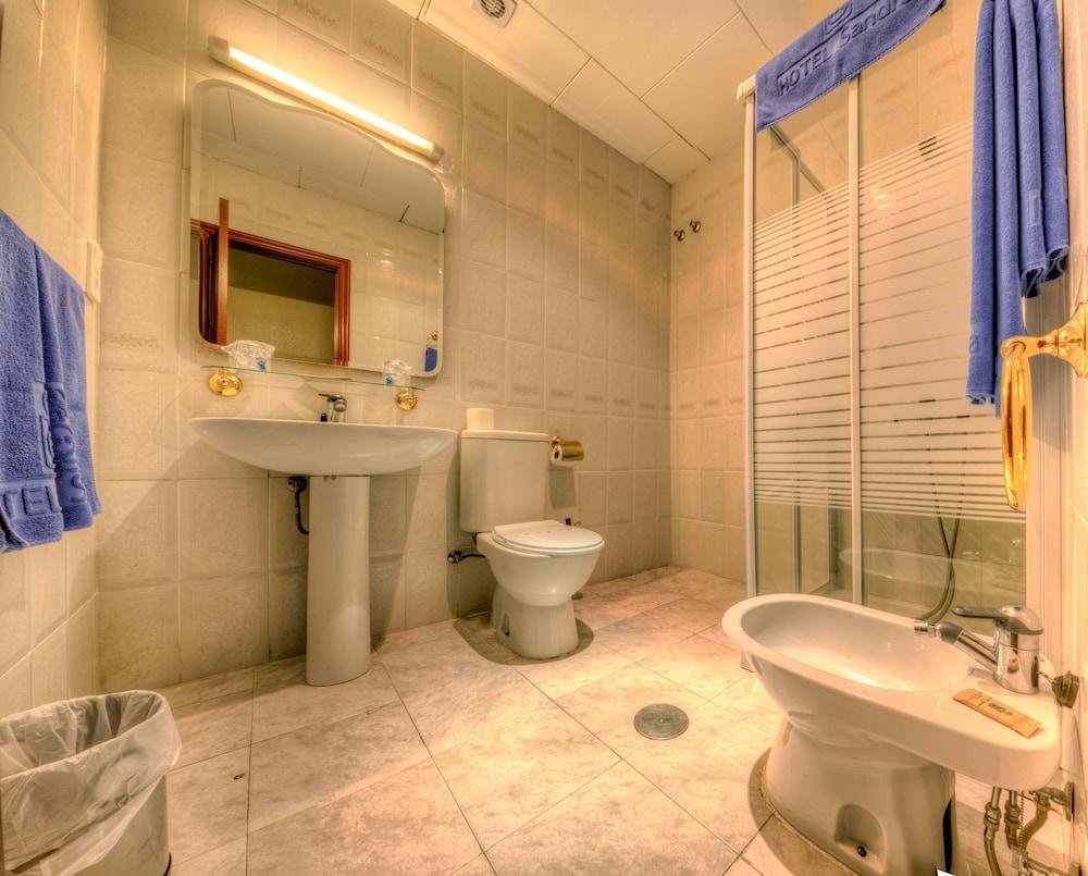 Hotel Sandra 알칼라데과다이라 외부 사진